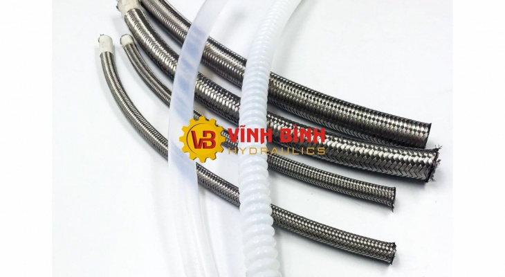 Ống chịu nhiệt teflon PTFE bọc lưới inox